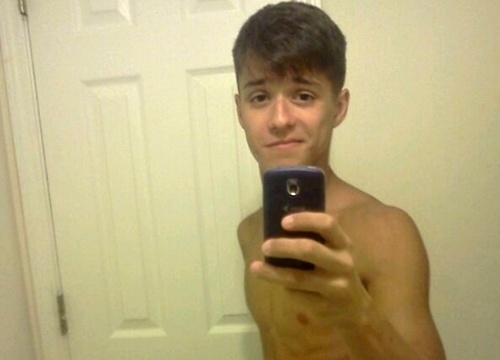 sexy-stylish-teen-guy sexy-stylish-teen-guy